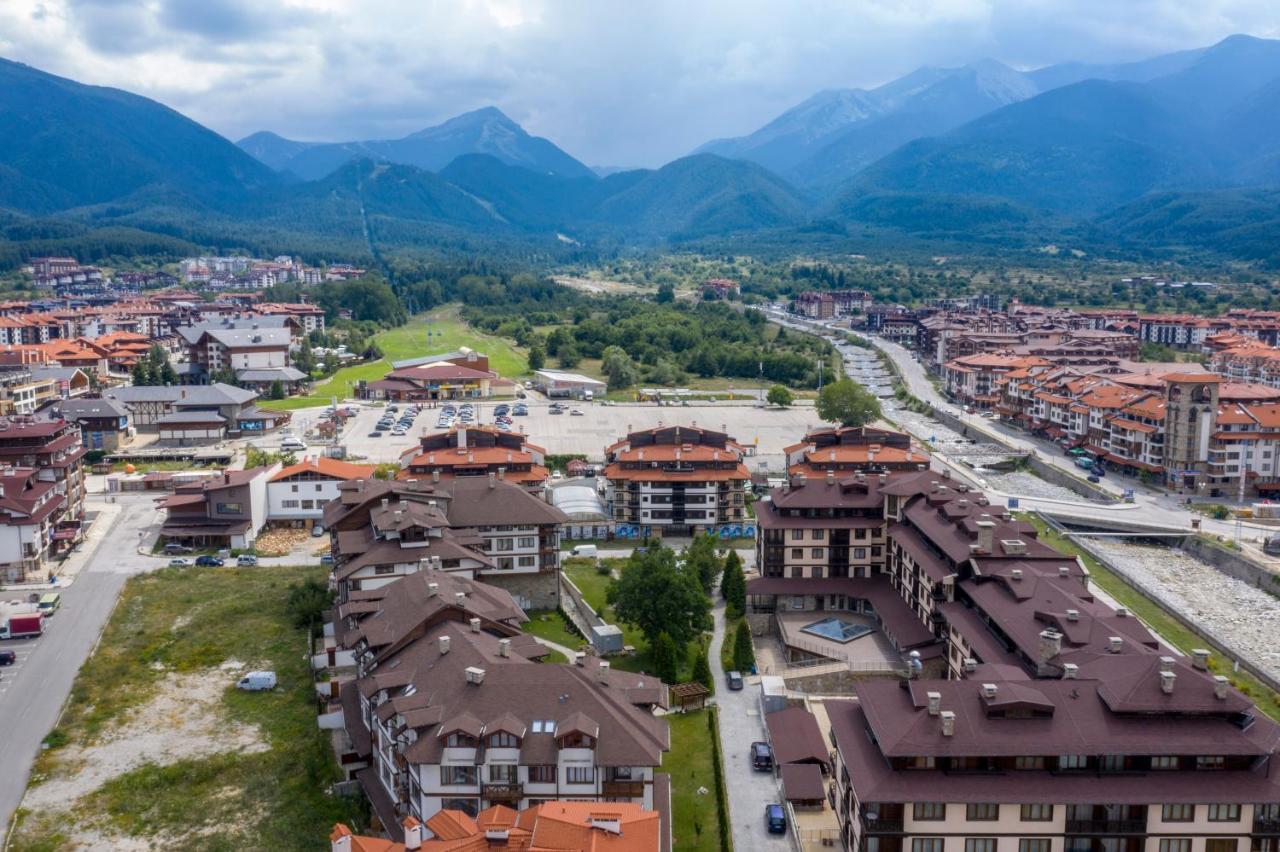 Neon Luxury Apartments Next To The Gondola Банско Экстерьер фото